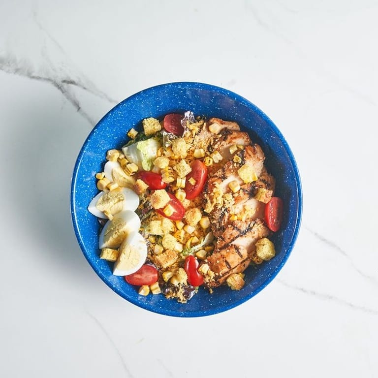 Bar Food Favorites: Burgers, Hot Dogs, and More